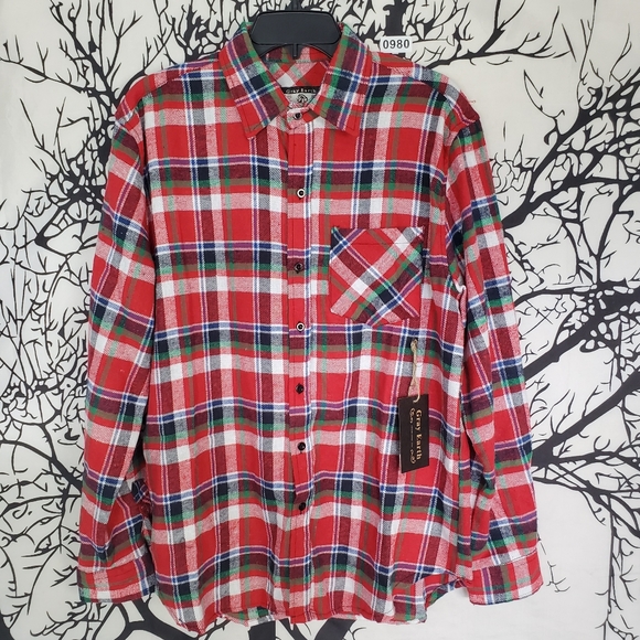gray earth Other - NWT Christmas Plaid Shirt Long Sleeve Button Up L